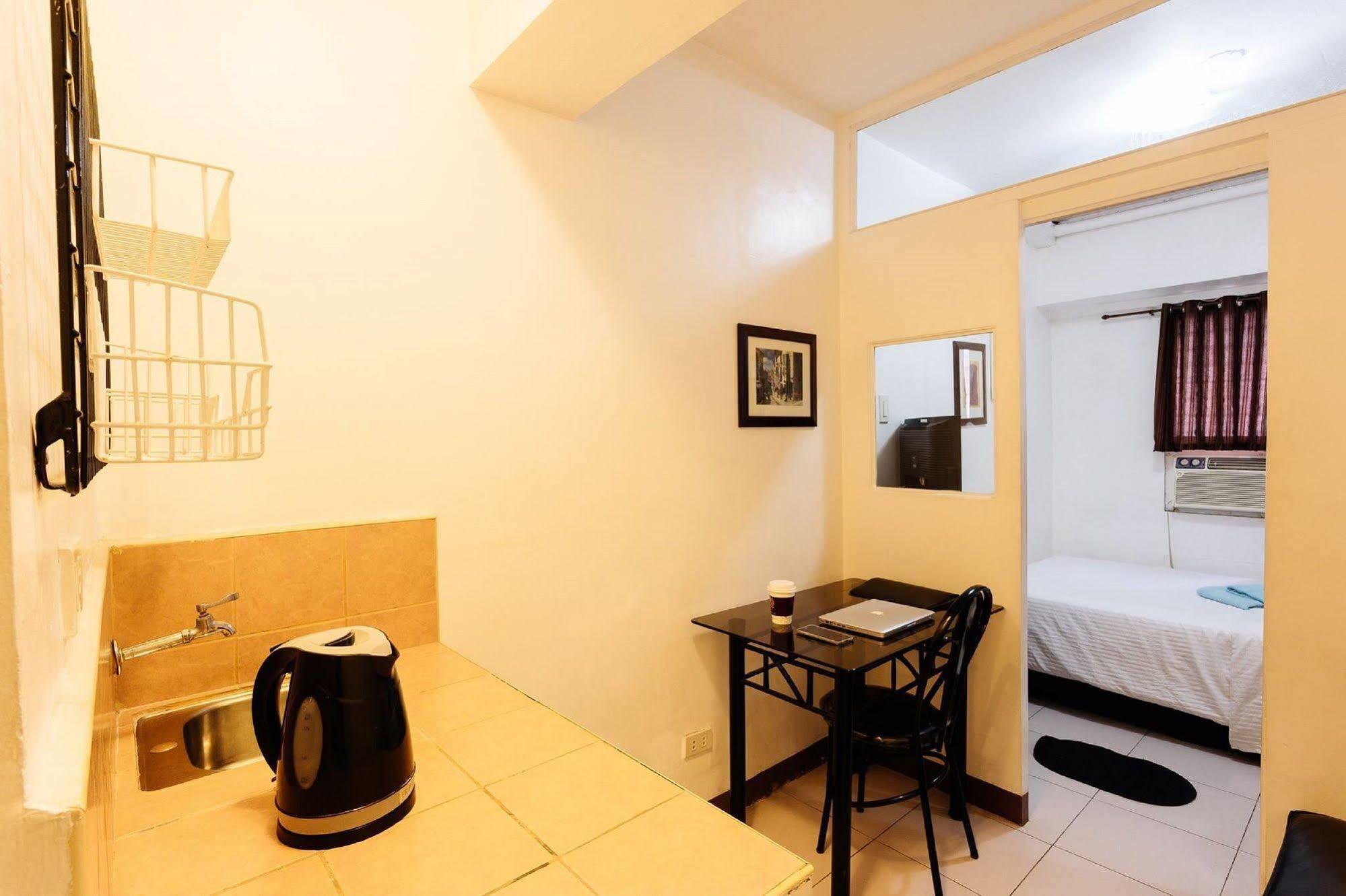 Oyo 859 City Stay Inns Pasong Tamo Makati City Exteriör bild